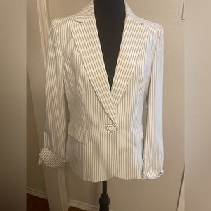EUC Kasper light blazer 8
